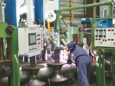 ATELIER DE TUYAU INOXYDABLE