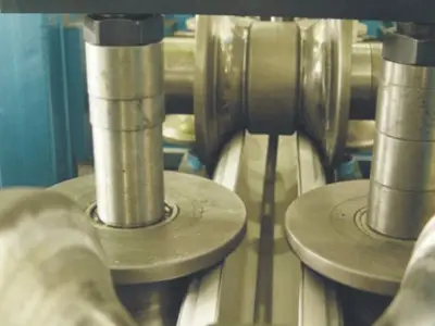 ATELIER DE TUYAU INOXYDABLE