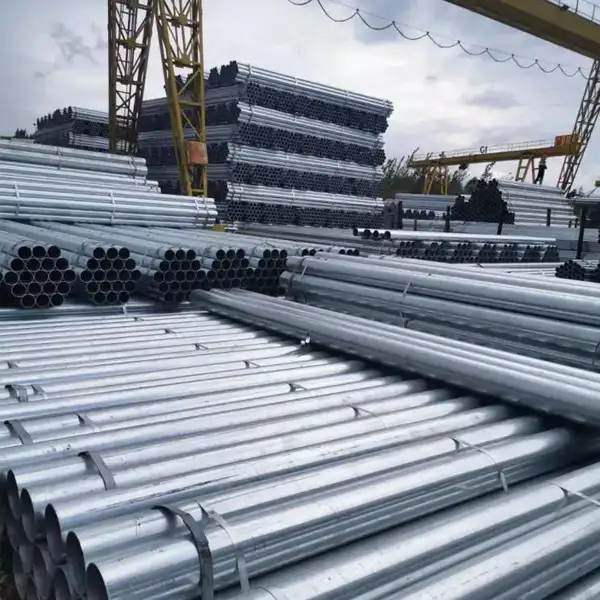 أنابيب فولاذية مجلفنة ، أنابيب فولاذية مستديرة مجلفنة بالغمس الساخن ، أنابيب فولاذية مجلفنة مسبقًا