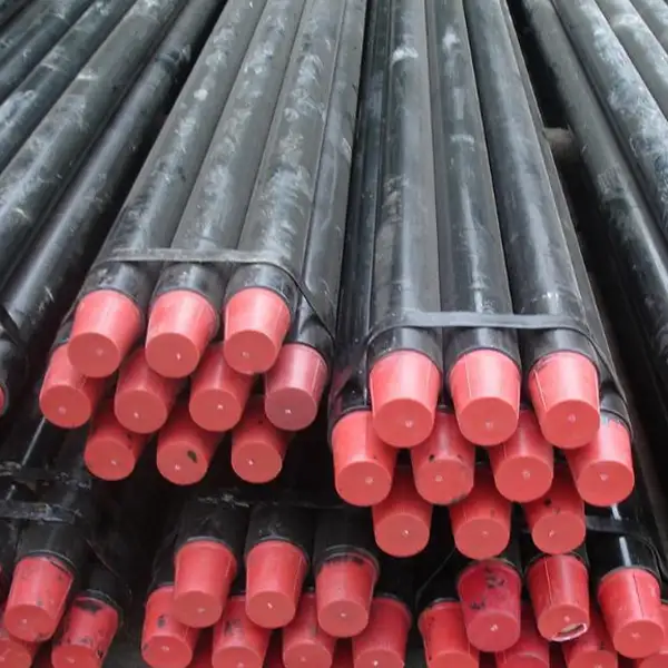 أنبوب الحفر ثقيل ، أنبوب سلس يوفر الدوران لتدوير سائل الحفر. يساعد الأنبوب على ضخ سائل الحفر في الحلقة.