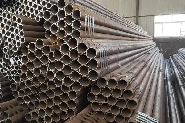 أنابيب فولاذية غير ملحومة من الكربون ، مواصفات أنابيب فولاذية غير ملحومة من الكربون ، مصنع أنابيب فولاذية غير ملحومة من الكربون