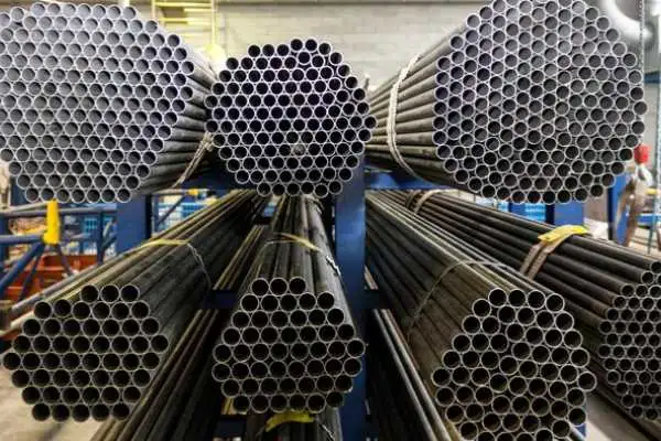This article will briefly introduce seamless steel pipe manufacturing standards.