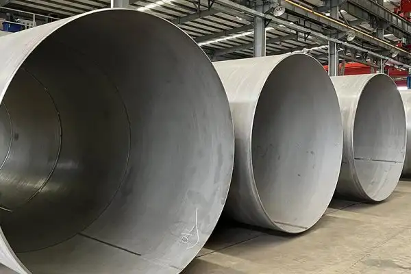 Here's an overview of DN800 welded steel pipes.