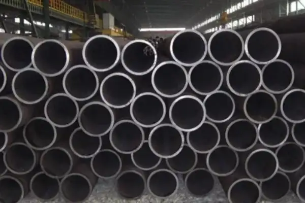 This article will briefly introduce the notes for the storage of seamless steel pipe.
