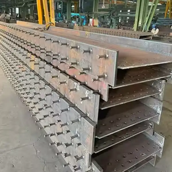 Estructura de columna de acero en forma de H, Estructura de columna de acero soldada con pernos, Construcción de edificios de hormigón Estructura de columna de acero