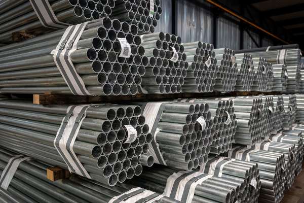 Galvanized steel pipes